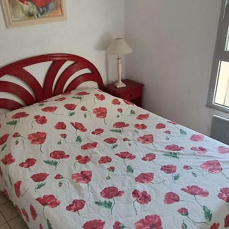 096 - Avec Vue Sur Les Falaises Et La Conque